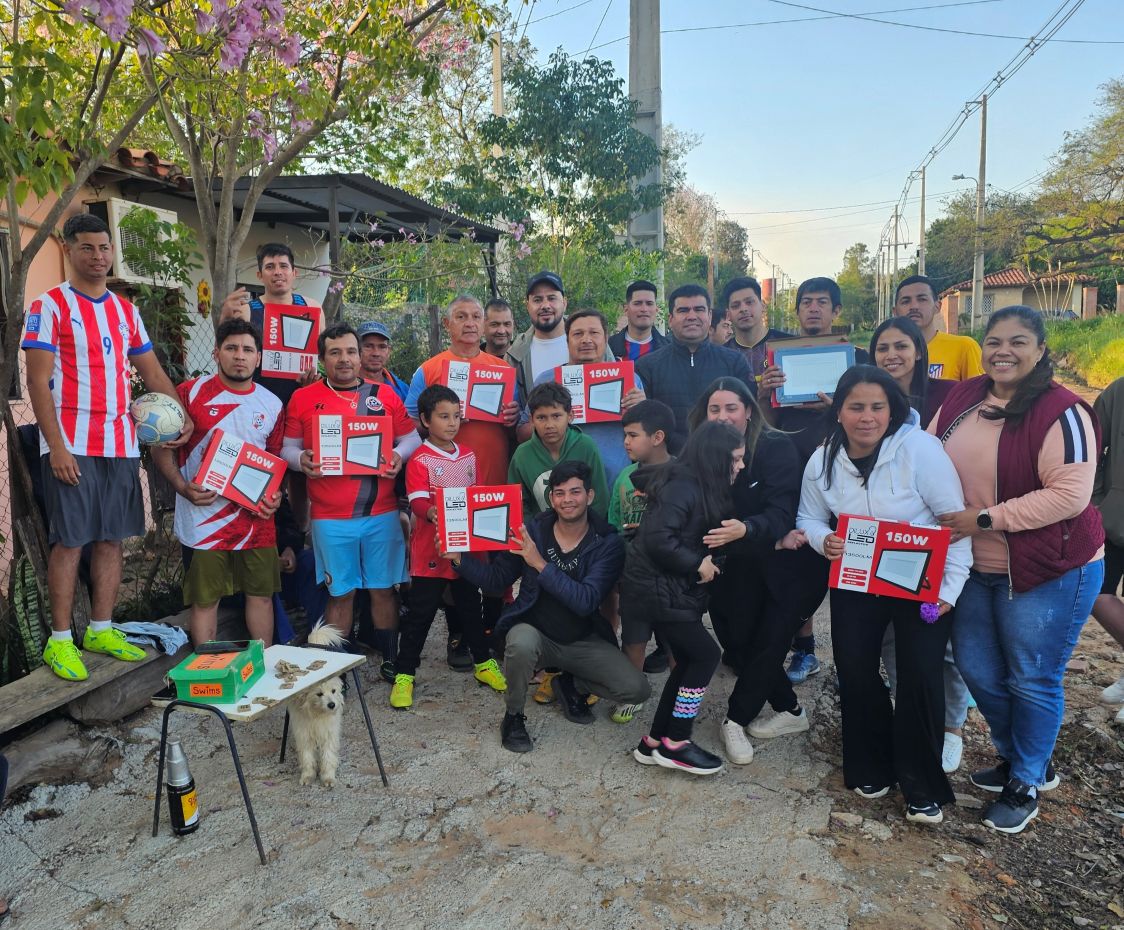 Donación de reflectores 2